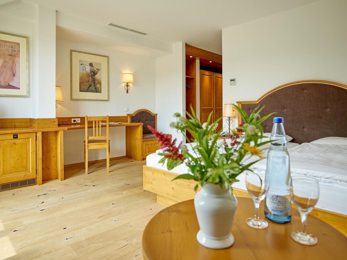 Gutshof Uttlau Otel Haarbach Dış mekan fotoğraf